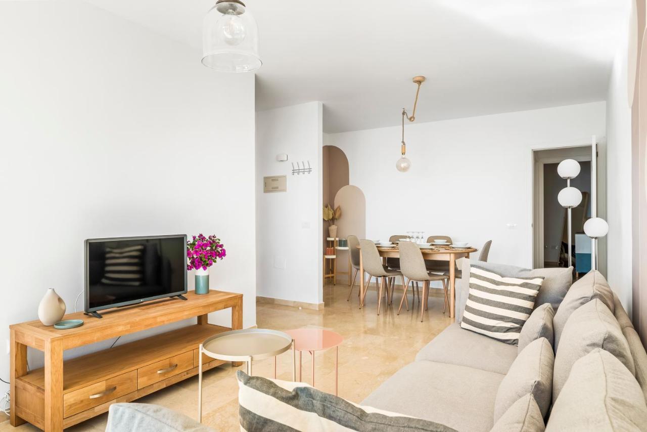 La Nea Beach Apartment Radazul Eksteriør bilde