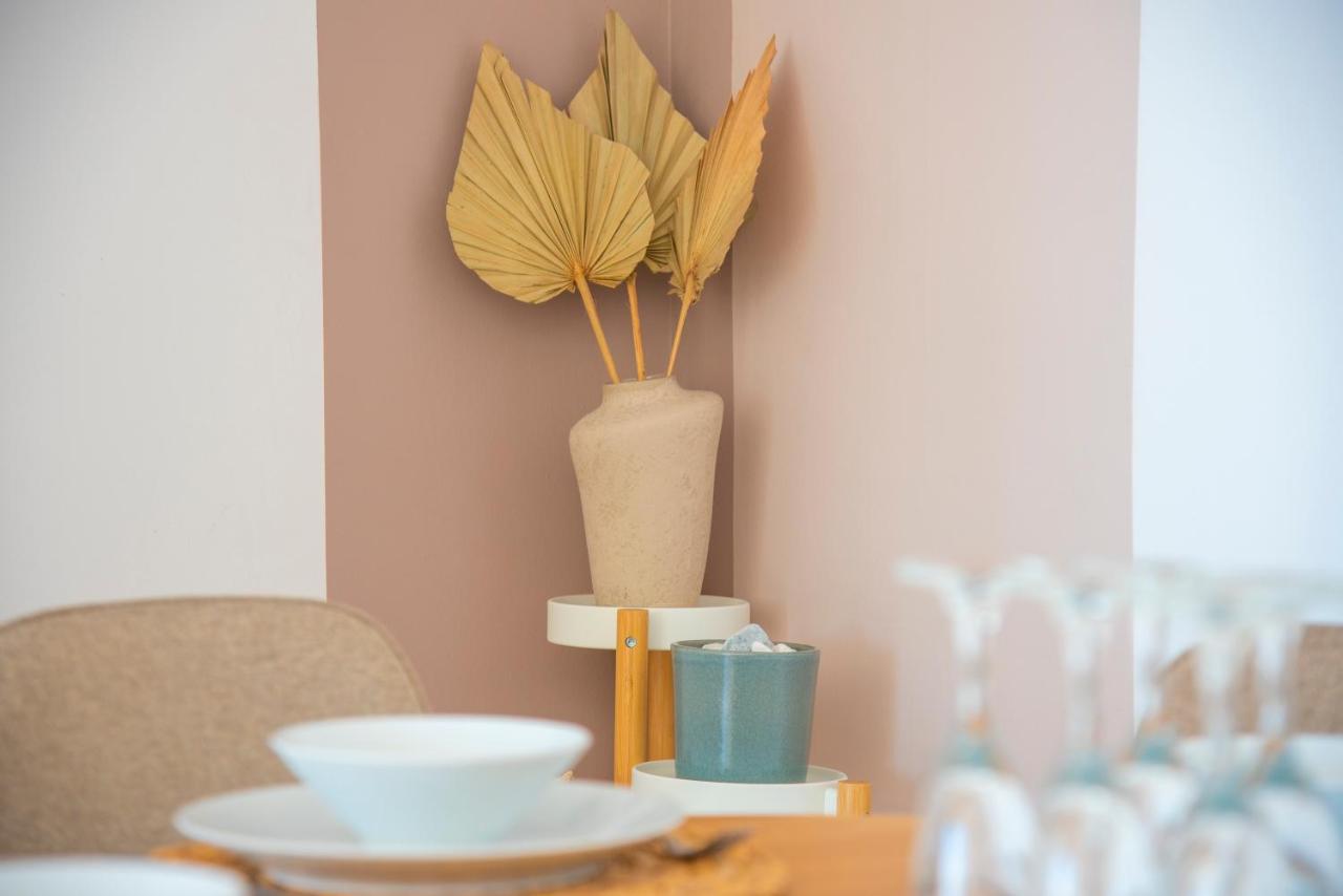La Nea Beach Apartment Radazul Eksteriør bilde